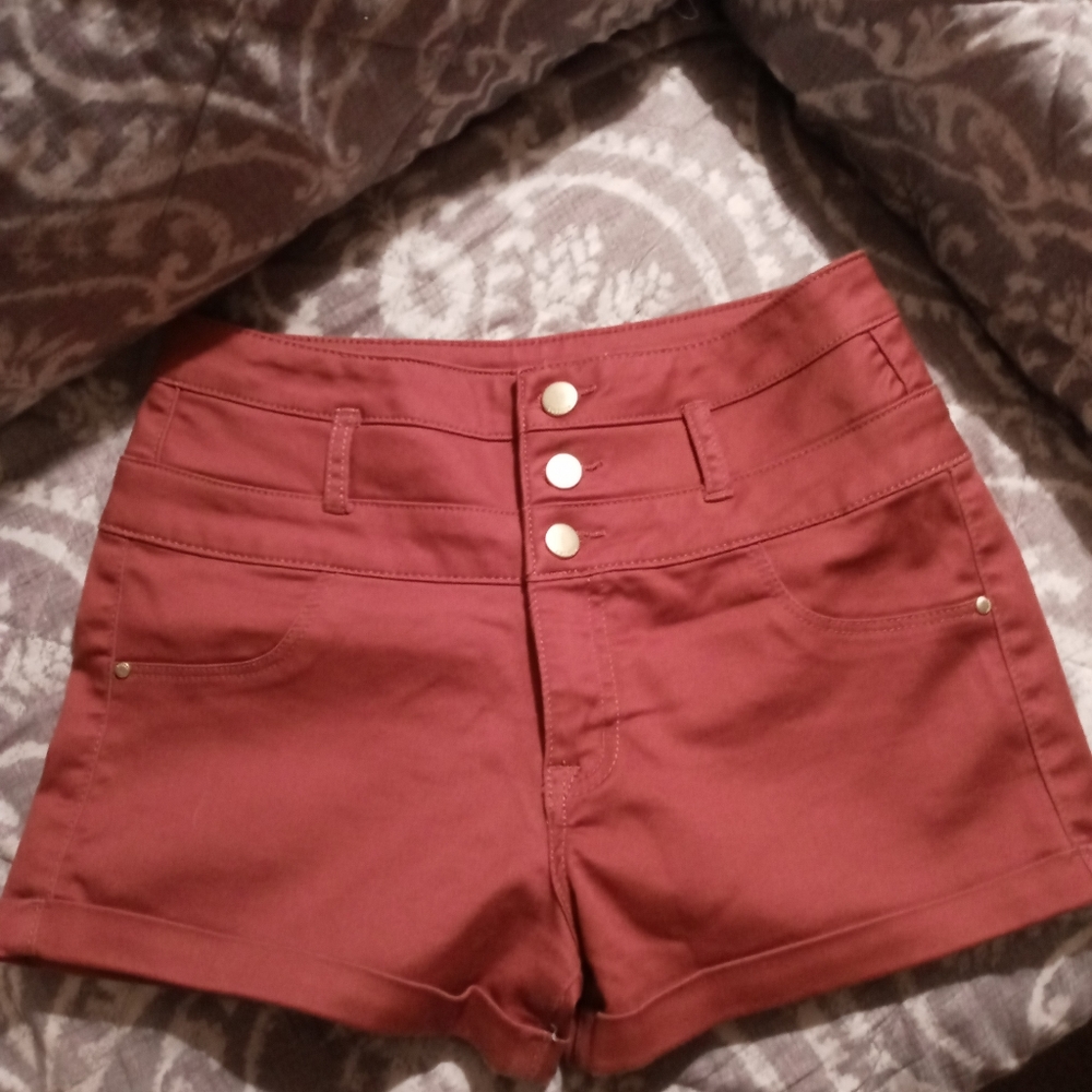 Refuge burgundy jean shorts